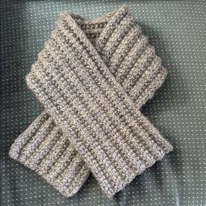 Cozy Gray Knit Scarf